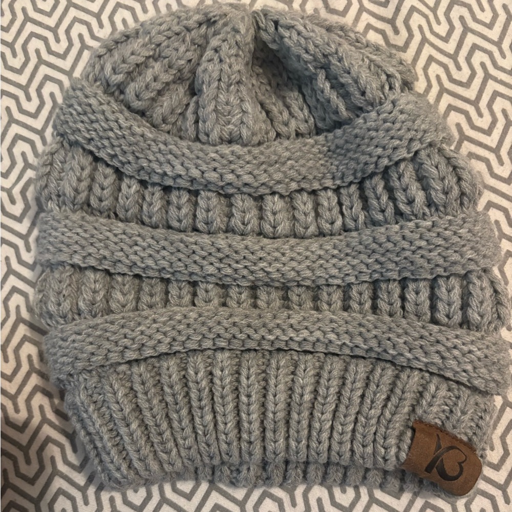 2- Like NEW Women’s Toboggans
